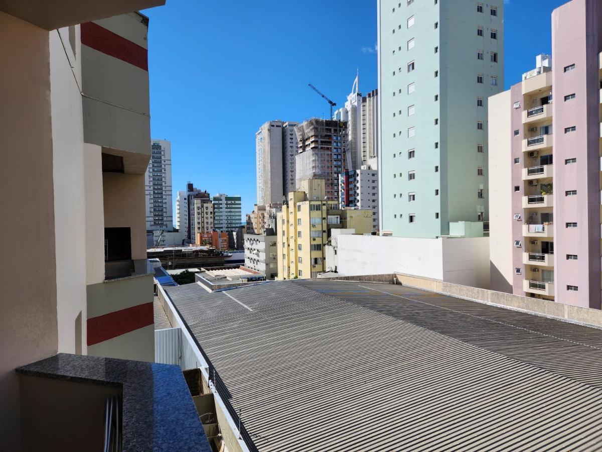 2 Quartos A 200Mts Praia Central, Garagem, Churrasqueira, Wi-Fi 90 Mbps, Pet Friendly Balneário Camboriú 外观 照片