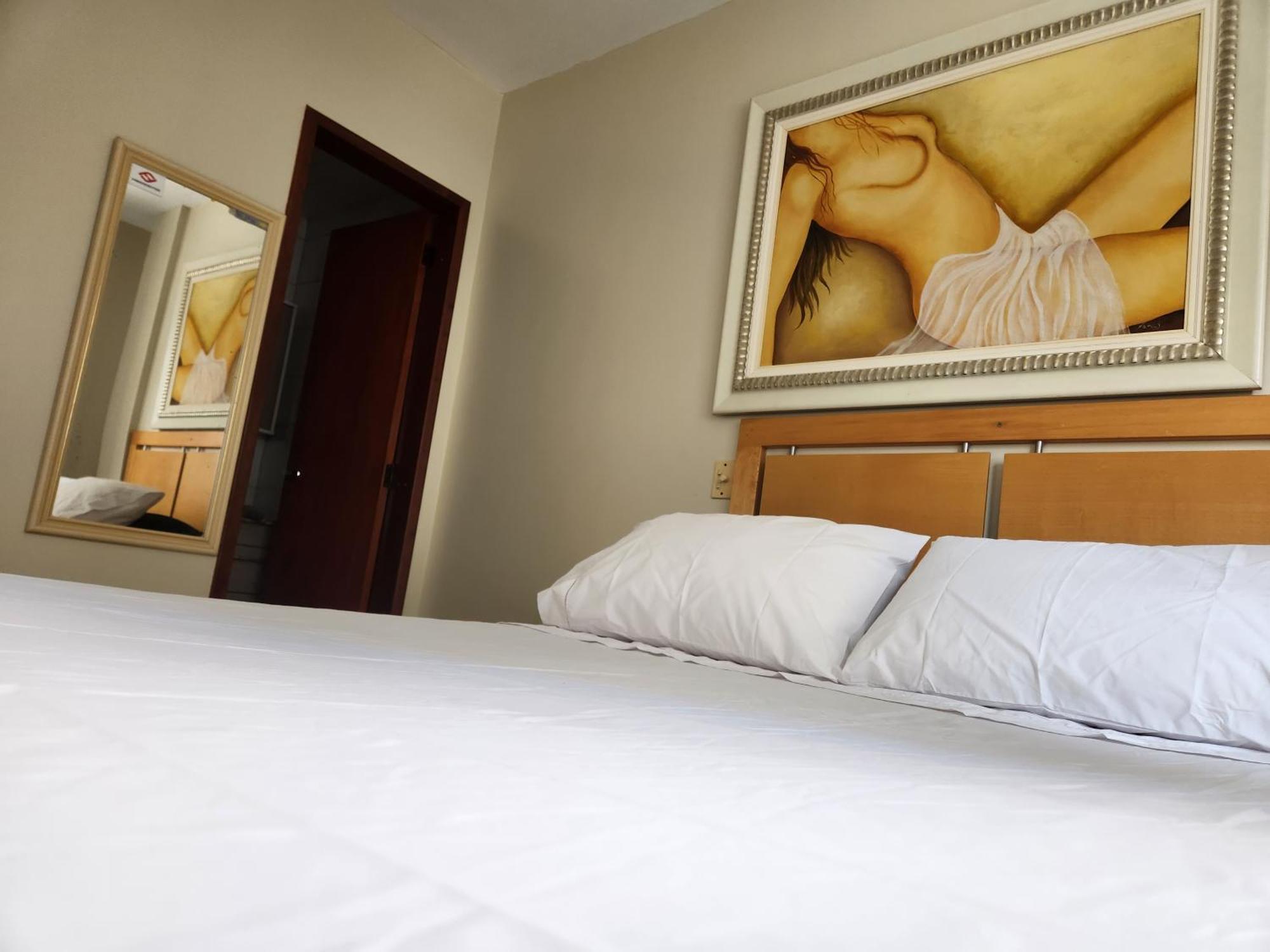 2 Quartos A 200Mts Praia Central, Garagem, Churrasqueira, Wi-Fi 90 Mbps, Pet Friendly Balneário Camboriú 客房 照片