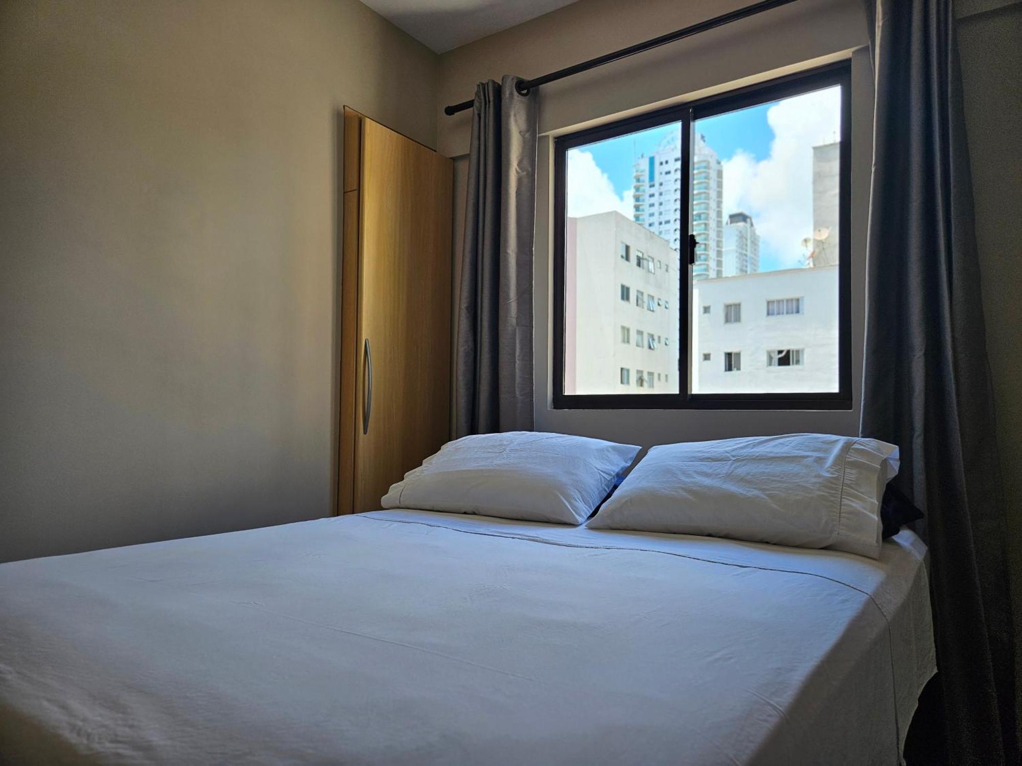 2 Quartos A 200Mts Praia Central, Garagem, Churrasqueira, Wi-Fi 90 Mbps, Pet Friendly Balneário Camboriú 外观 照片