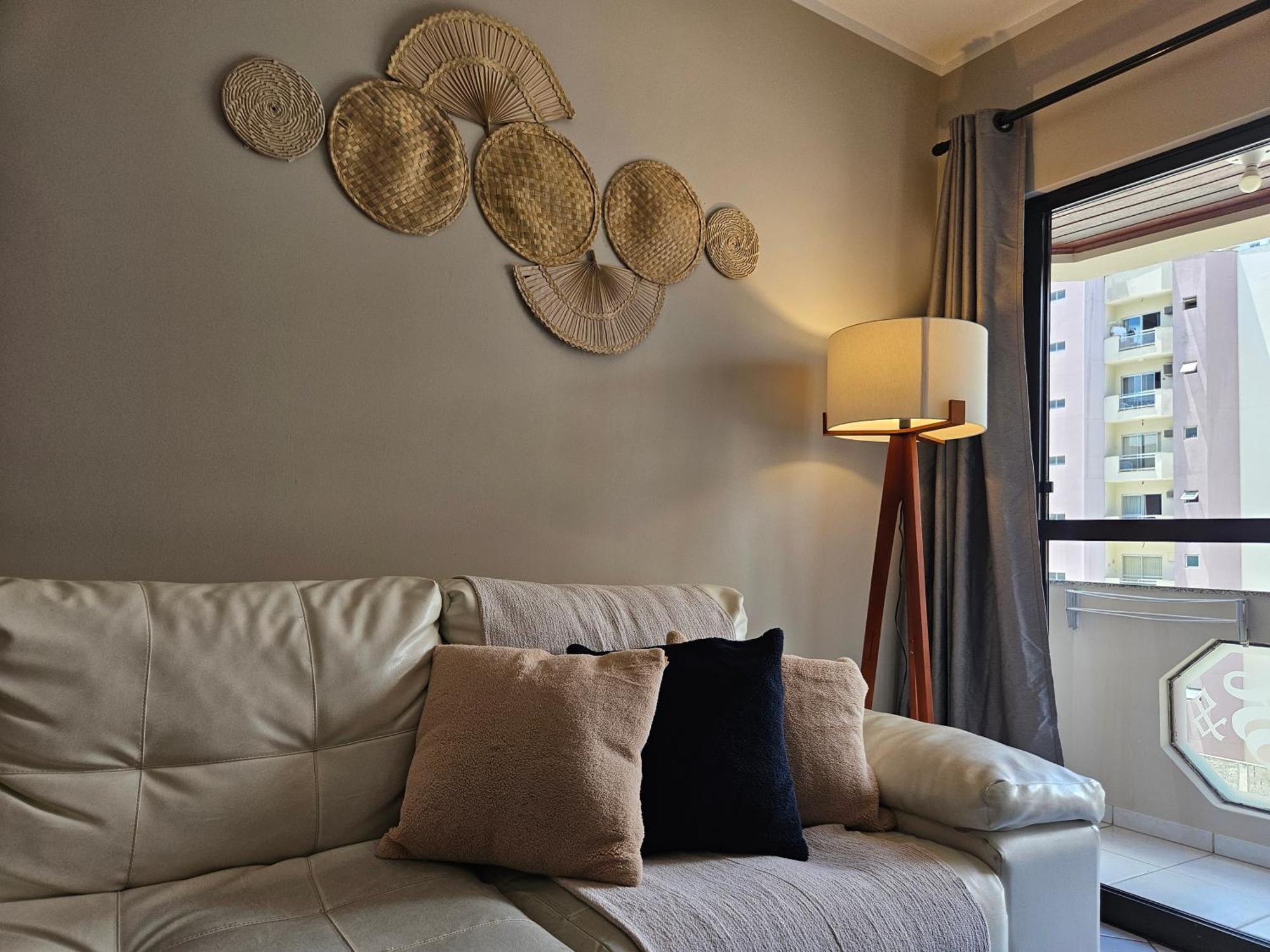 2 Quartos A 200Mts Praia Central, Garagem, Churrasqueira, Wi-Fi 90 Mbps, Pet Friendly Balneário Camboriú 外观 照片